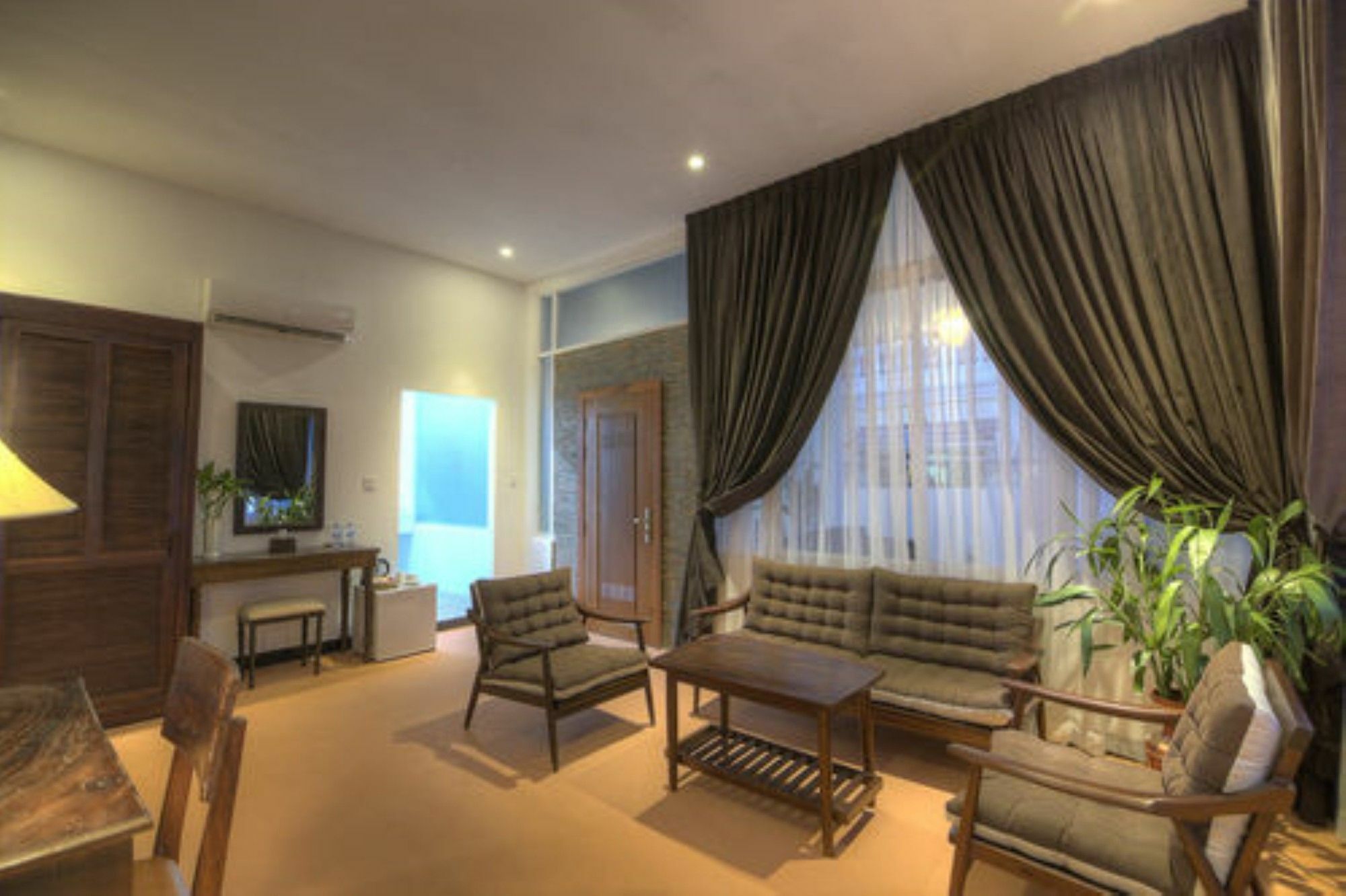 Prasats Boutique Hotel Phnom Penh Ngoại thất bức ảnh